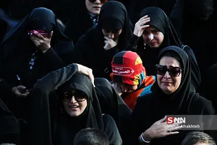 اجتماع برزگ اربعینی ها در میدان امام حسین 