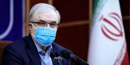نمکی: جاده و رستوران&zwnj;ها بازند و پروتکل&zwnj;ها هم اصلا رعایت نمی&zwnj;شود / نگرانی از بابت تامین واکسن نداریم
