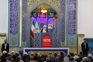 امام جمعه رشت: مردم تغییر را بر سر سفره خود می‌خواهند