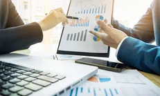 بی‌توجهی مسئولان به اصلاح ساختار بودجه / حرکت کند مسئولان در جنگ اقتصادی