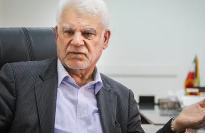 رئیس کل اسبق بانک مرکزی: شرایط بدتر از امروز را پشت سرگذاشتیم/ با افزایش صادرات نفت، می&zwnj;توانیم ارز را کنترل کنیم