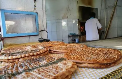 نصب نرخ&zwnj;نامه &laquo;آبی و زرد&raquo; در نانوایی&zwnj;ها از شنبه الزامی شد