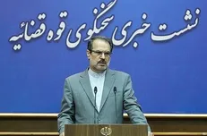 رئیس سازمان ثبت اسناد به درخواست تعدادی از مراجعین به دستگاه قضایی اندیمشک رسیدگی کرد