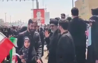 حضور حجت الاسلام میرهاشم حسینی در مراسم تشییع پیکر شهدای دفاع مقدس در میدان آزادی
