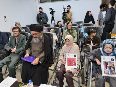 ماجرای پرداخت خسارت ۲ میلیارد تومانی از اموال آمریکا به بیماران پروانه‌ای چه بود؟ + فیلم و جزئیات
