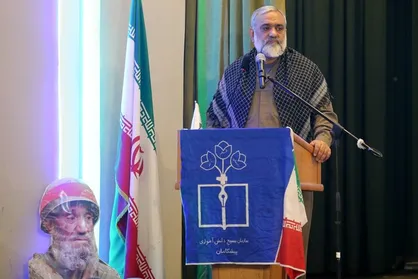 سردار نقدی: چرا پیامی که بین خودمان رد و بدل می&zwnj;شود باید کیلومترها دور از کشور برود و برگردد؟