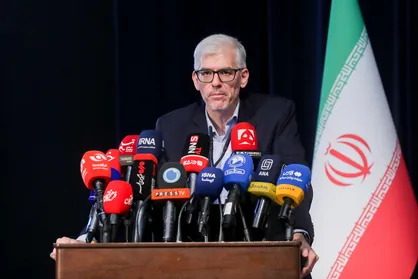 سالاریه: پارس ۲ با پرتابگر خارجی به فضا می&zwnj;رود / رونمایی از ۳ ماهواره شهید سلیمانی در دهه فجر