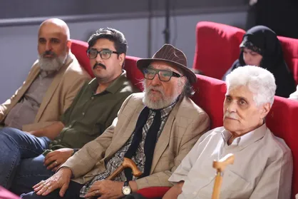 داریوش ارجمند: &laquo;ناخدا خورشید&raquo; نمایانگر وطن است