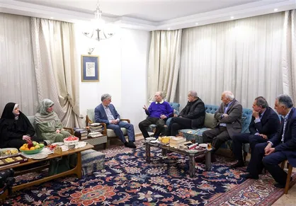 پزشکیان: دولت چهاردهم تا آنجا که بتواند، به هنر کشور کمک خواهد کرد