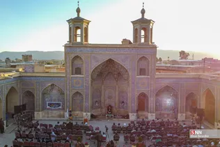 جشن میلاد کریم اهل بیت(ع) در شیراز، با سخنرانی آیت الله دژکام نماینده مقام معظم رهبری در فارس و امام جمعه شیراز و قرائت قرآن توسط سید مصطفی حسینی قاری بین المللی قرآن در مسجد نصیرالملک شیراز