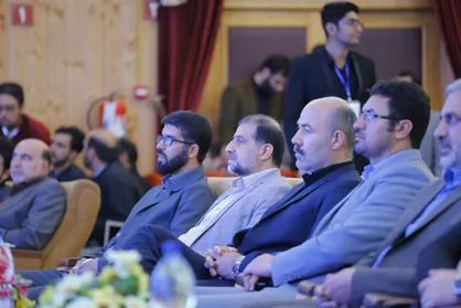 دانشگاه علوم پزشکی کاشان رتبه دوم جشنواره قرآن و عترت را کسب کرد