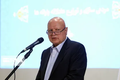 میرکاظمی: کشور&zwnj;های همسایه از قاچاق کالا&zwnj;های ارز ترجیحی ارتزاق می&zwnj;کردند / اولین ماه سال ۱۴۰۱ بدون استقراض اداره شد