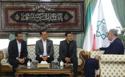 دیدار شهردار تهران با ۳ داور بین&zwnj;المللی فوتبال/ تأسیس مدرسه فوتبال توسط شهرداری