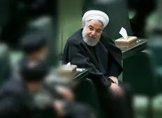 علیپور: رئیس جمهور باید در خصوص شکست همگرایی با غرب و فاجعه بازار مسکن پاسخگو باشد