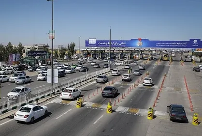 آزادراه ساوه-تهران-ساوه پرترددترین جاده کشور در &zwnj;شبانه روز گذشته شد