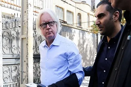 مجوز حضور مترجم شفر صادر شد