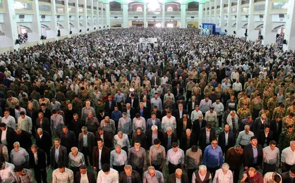 دانشجویان بسیجی سخنرانان پیش از نماز جمعه استان همدان هستند