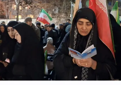 قرائت سوره فتح در خیابان&zwnj;های شهرکرد