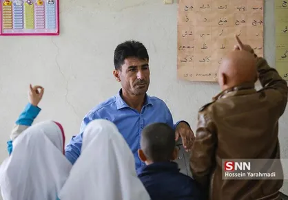 گفتگوی اینترنتی فعالان دانشگاه فرهنگیان با منتخب مردم همدان / مدیران محافظه&zwnj;کار، مشکل آموزش و پرورش!