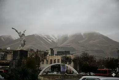 فعالیت سامانه بارشی از امروز تا صبح فردا در کردستان / برف در راه است