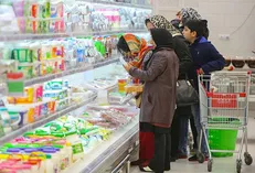 کمبودی در بازار مواد غذایی قم وجود ندارد/لزوم افزایش نظارت بر فروش و قیمت‌گذاری در کارخانجات