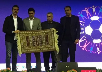 گلیم سنتی، هدیه سیرجانی&zwnj;ها به استراماچونی