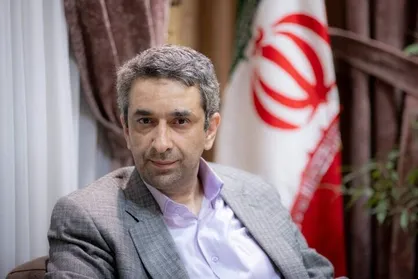 طباطبایی: تنگه هرمز زمانی باز می&zwnj;شود که از محل عوارض عبورومرور، همه خسارات جنگ جبران شود