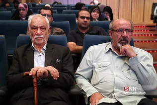 نخستین دوره جایزه ادبی 