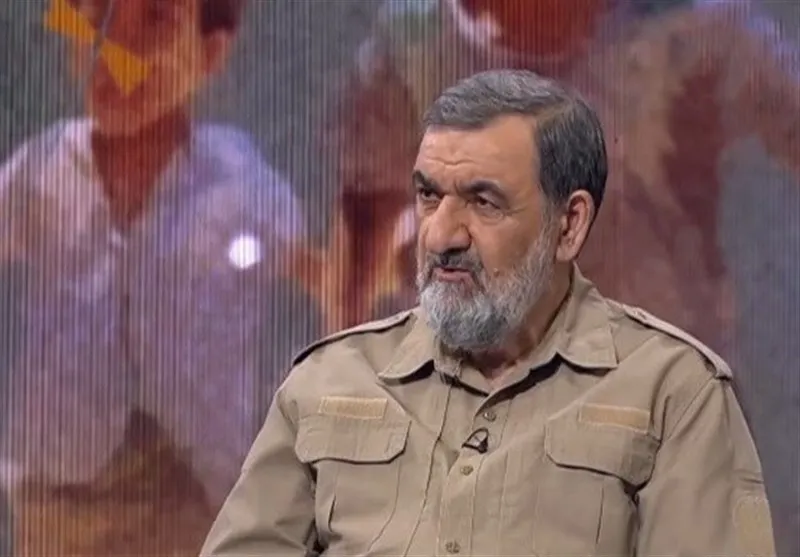 سرلشکر رضایی: آمریکا به دنبال ایجاد شورش در داخل ایران و گسترش جنگ به کشورهای دیگر است + فیلم