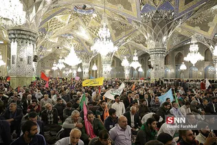 اجتماع مردمی بیعت با امام عصر (عج) در حرم مطهر رضوی