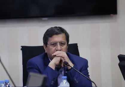 همتی: بانک مرکزی قطعاً با نوسانات سفته&zwnj;بازی مقابله می&zwnj;کند