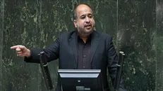 خضریان: محمدامین نیکجو با استعلام منفی از دستگاه‌های امنیتی امور وزارتخانه کار را در دست گرفته/ آقای پزشکیان! علت استعلام منفی او را پیگیری کنید + فیلم