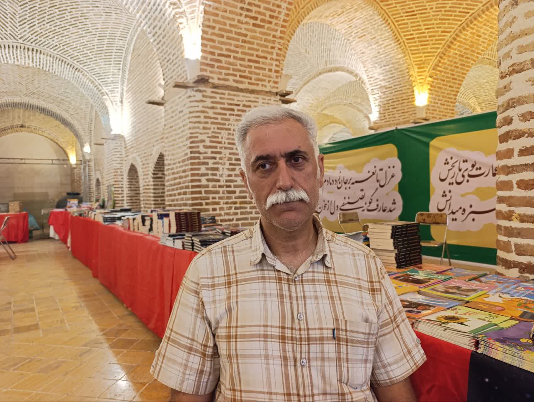 حالوهوای وخیم ناشران قزوین؛ از تیراژهای زیر ۱۰۰ نسخه تا کتابهای بی مخاطب حالوهوای وخیم ناشران قزوین؛ از تیراژهای زیر ۱۰۰ نسخه تا کتابهای بی مخاطب