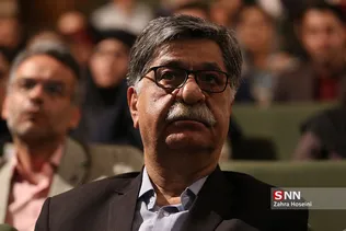 دکتر فرقانی در اختتامیه یازدهمین جشنواره نشریات دانشجویی تیتر ۱۱