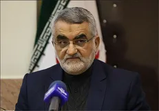 گشت سپاه برای مقابله با اراذل و اوباش نیاز به مصوبه شورایعالی امنیت ندارد