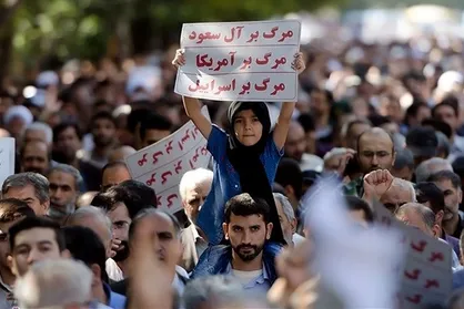 راهپیمایی مردم تهران در محکومیت حادثه تروریستی اهواز