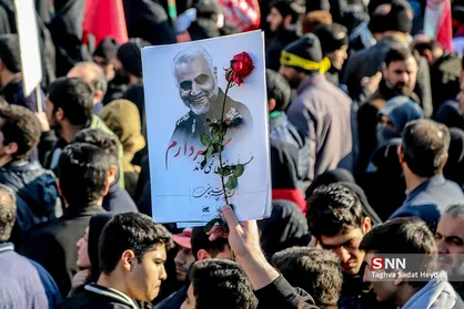 چه شوربخت است تهران که تو را از دست می&zwnj;دهد / آسمان بر دوش یک شهر