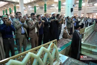 نماز عید قربان در حرم بانوی کرامت