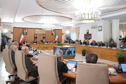 آخرین جلسه هیئت دولت سیزدهم در حال برگزاری است