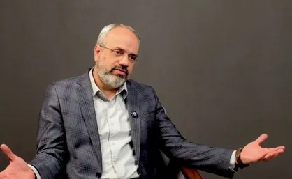 کامل نواب: ادعای تأخیر در پاسخ ایران به دلیل سفر قالیباف به قطر کذب محض است