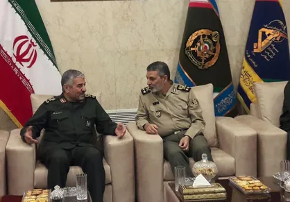 فرمانده کل سپاه با فرمانده کل ارتش دیدار کرد