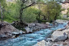 گردشگران گیلان از توقف و اسکان در بستر رودخانه‌ها پرهیز کنند