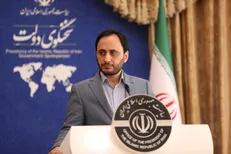سخنگوی دولت: پرداخت نقدی یارانه‌ها تا آماده شدن زیرساخت کالابرگ ادامه دارد + فیلم