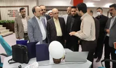 وزیر علوم کلنگ احداث خوابگاه متاهلین دانشگاه زنجان را به زمین زد