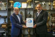 معاون ورزشی باشگاه استقلال: تا ۱۶ تیرماه باید با شفر به توافق برسیم