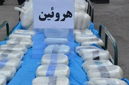 سخنگوی گمرک: ۳۲۴ کیلوگرم هروئین در کامیون حامل ادوات کشاورزی کشف شد