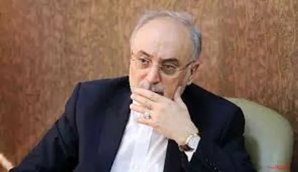 دانشجویان بسیجی علوم پزشکی اراک اقدام به جمع&zwnj;آوری کمک مالی به صالحی کردند