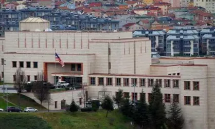 تیراندازی در محوطه سفارت آمریکا در لبنان