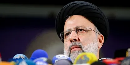 مدیر مسئول روزنامه اصلاح&zwnj;طلب: رئیسی با متانت به سؤالات پاسخ داد/ نامزد&zwnj;های اصلاح&zwnj;طلبان بازنده اخلاق بودند
