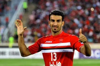 مدافع پرسپولیس دیدار با سپید رود را از دست داد